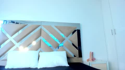 Snapshot of kimm_santos chatting on February 12, 2026, 8:26 pm kimm_santos online show from February 12, 2026, 8:26 pm