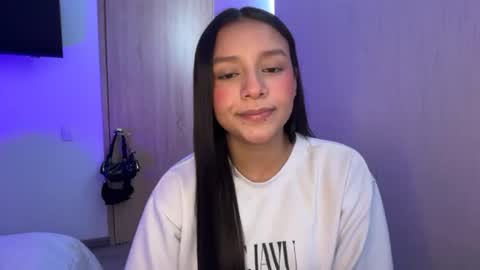 kimmi online show from July 10, 2026, 8:44 pm