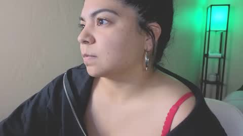 Kimmi online show from March 9, 2025, 4:16 am