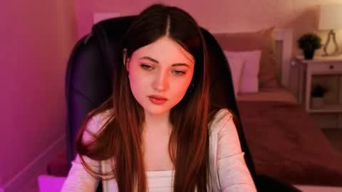 Snapshot of kimmie_shine chatting on May 2, 2026, 12:10 pm Your Kimmie follow me online show from May 2, 2026, 12:10 pm