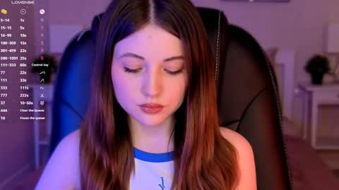 Snapshot of kimmie_shine chatting on May 12, 2026, 2:36 pm Your Kimmie follow me online show from May 12, 2026, 2:36 pm