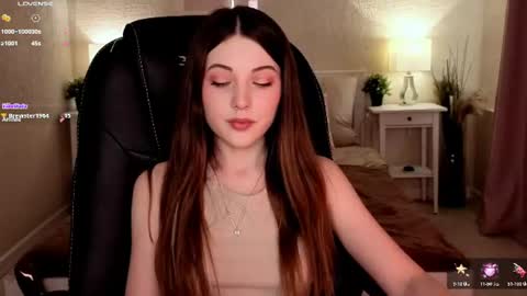 Snapshot of kimmie_shine chatting on July 28, 2026, 2:35 pm Your Kimmie follow me online show from July 28, 2026, 2:35 pm