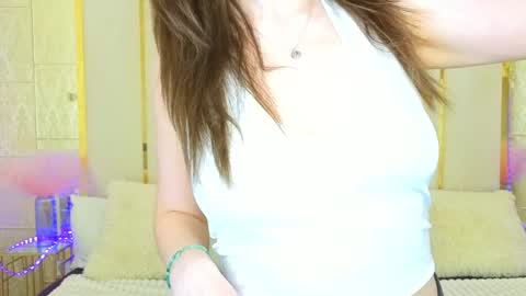 Snapshot of kimmmli chatting on May 16, 2026, 10:36 am Margo online show from May 16, 2026, 10:36 am