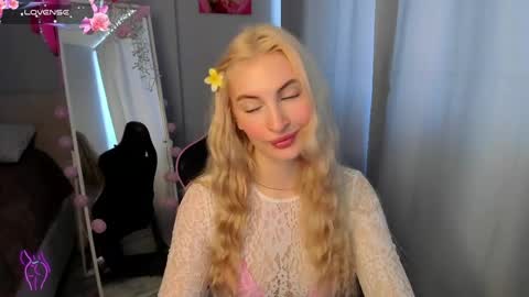 kimmy1_powell online show from June 2, 2026, 2:46 am