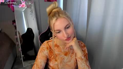 kimmy1_powell online show from July 1, 2026, 4:25 am