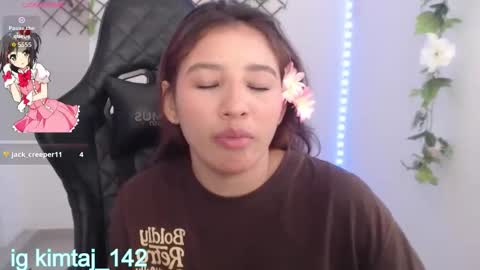 Snapshot of kimty_ chatting on April 29, 2026, 6:03 pm kimty online show from April 29, 2026, 6:03 pm