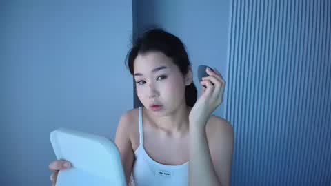 Kimi online show from April 26, 2026, 3:37 am