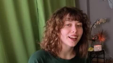 kina_ka online show from November 13, 2025, 9:47 pm