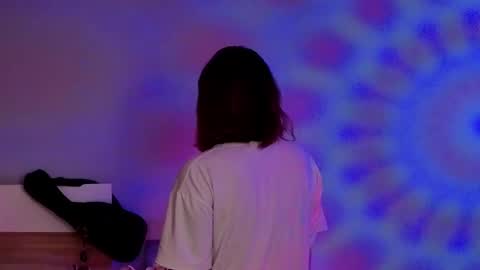 kina_ka online show from February 5, 2026, 7:51 pm