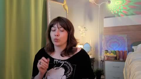 Snapshot of kina_ka chatting on May 28, 2026, 7:44 pm kina_ka online show from May 28, 2026, 7:44 pm