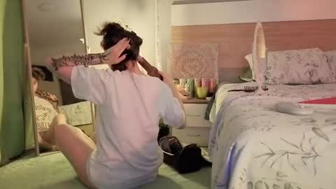 Snapshot of kina_ka chatting on June 5, 2026, 8:25 pm kina_ka online show from June 5, 2026, 8:25 pm