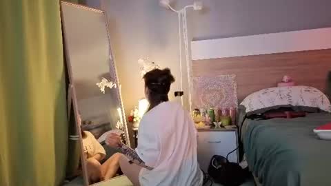 Snapshot of kina_ka chatting on June 16, 2026, 6:54 pm kina_ka online show from June 16, 2026, 6:54 pm