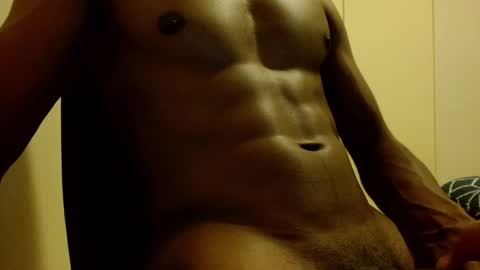 Snapshot of kinda_horny_right_now chatting on January 26, 2025, 11:50 am Isaac online show from January 26, 2025, 11:50 am