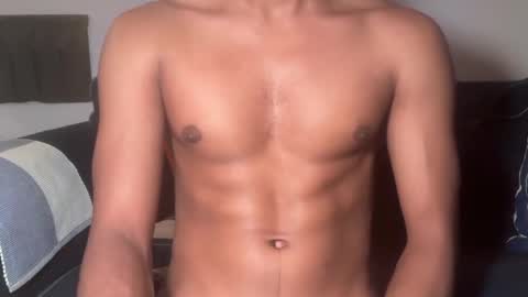 Snapshot of kinda_horny_right_now chatting on May 28, 2026, 4:04 pm Isaac online show from May 28, 2026, 4:04 pm