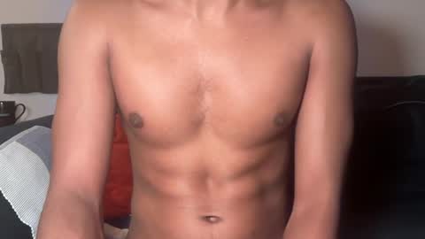 Snapshot of kinda_horny_right_now chatting on June 1, 2026, 2:41 pm Isaac online show from June 1, 2026, 2:41 pm