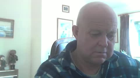 Snapshot of kindahairy4u chatting on October 27, 2025, 9:46 am kindahairy4u online show from October 27, 2025, 9:46 am