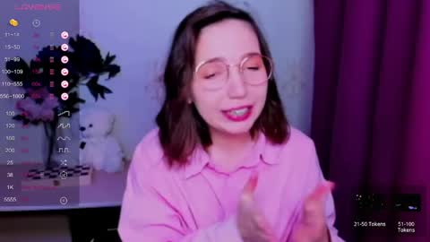Hazel online show from April 25, 2026, 6:38 pm