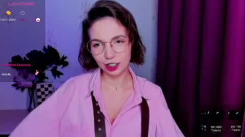 Hazel online show from July 30, 2026, 11:20 am