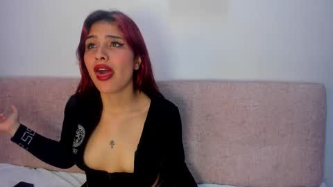 NIKKY AND MAIK online show from December 23, 2025, 2:42 am