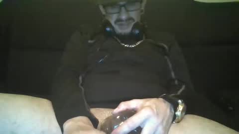 Snapshot of king761987 chatting on September 20, 2025, 4:24 am king761987 online show from September 20, 2025, 4:24 am