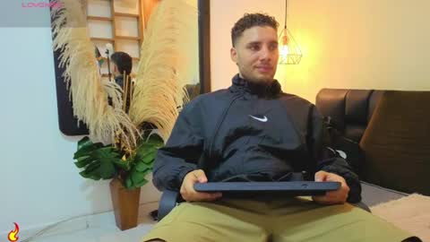 Snapshot of king_meruem chatting on July 19, 2026, 7:28 pm king_meruem online show from July 19, 2026, 7:28 pm