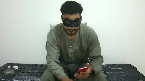 Snapshot of king_of_arabians chatting on June 11, 2026, 12:32 am king_of_arabians online show from June 11, 2026, 12:32 am