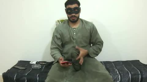 Snapshot of king_of_arabians chatting on June 19, 2026, 9:35 am king_of_arabians online show from June 19, 2026, 9:35 am