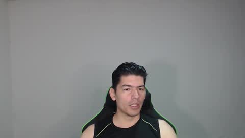 Snapshot of king_tryndamere chatting on October 6, 2025, 6:27 pm Carlos online show from October 6, 2025, 6:27 pm