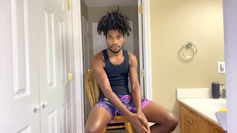 Snapshot of kingalmighty01 chatting on October 23, 2025, 2:55 am King Almighty01 online show from October 23, 2025, 2:55 am