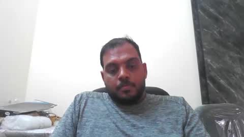 kingalpines1 online show from March 2, 2026, 6:47 am