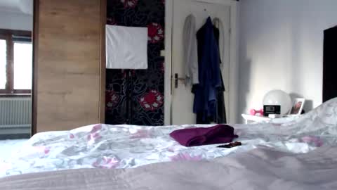 Snapshot of kingandprincess chatting on April 18, 2026, 5:50 pm sexysexyhotwetpinkredpussy online show from April 18, 2026, 5:50 pm