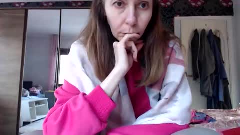 Snapshot of kingandprincess chatting on May 3, 2026, 6:14 pm sexysexyhotwetpinkredpussy online show from May 3, 2026, 6:14 pm