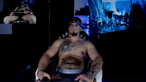 Snapshot of kingbear777 chatting on January 21, 2025, 10:08 pm King Bear online show from January 21, 2025, 10:08 pm