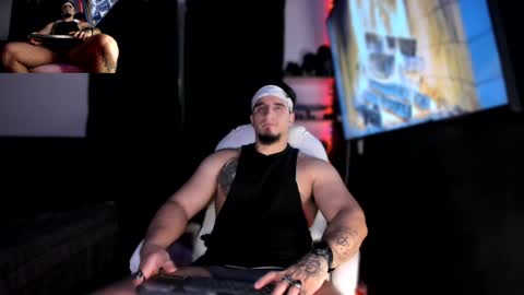 Snapshot of kingbear777 chatting on January 31, 2025, 8:22 am King Bear online show from January 31, 2025, 8:22 am