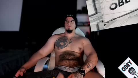 Snapshot of kingbear777 chatting on February 2, 2025, 8:02 am King Bear online show from February 2, 2025, 8:02 am