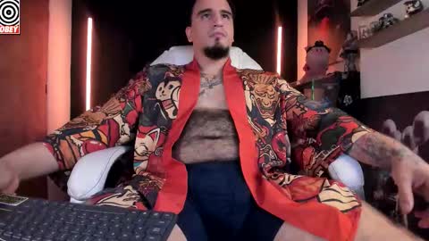 King Bear online show from March 20, 2026, 1:32 am