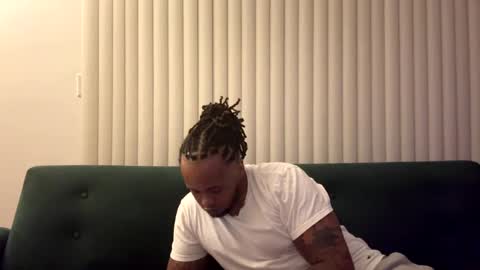 Snapshot of kingdabiggest chatting on September 17, 2025, 8:49 am KingDaBiggest online show from September 17, 2025, 8:49 am