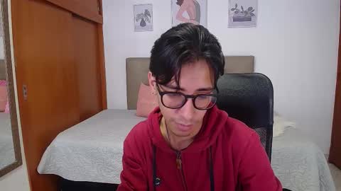 Snapshot of kingdanny_8 chatting on November 30, 2025, 5:00 am kingdanny_8 online show from November 30, 2025, 5:00 am