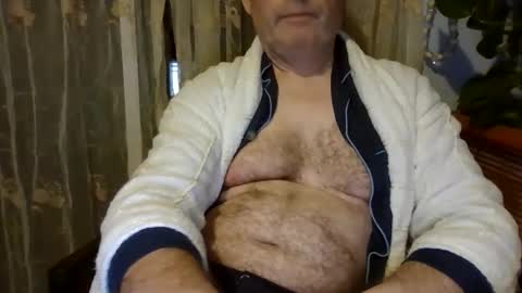 Snapshot of kingdonn1 chatting on December 3, 2025, 10:52 pm Don online show from December 3, 2025, 10:52 pm
