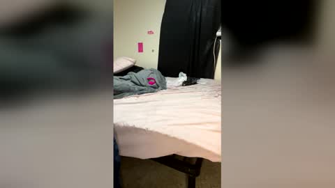 Snapshot of kingecstasyxxx chatting on February 10, 2026, 7:34 am KingEcstasyXXX online show from February 10, 2026, 7:34 am