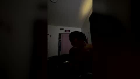 Snapshot of kingecstasyxxx chatting on June 21, 2026, 4:53 pm KingEcstasyXXX online show from June 21, 2026, 4:53 pm