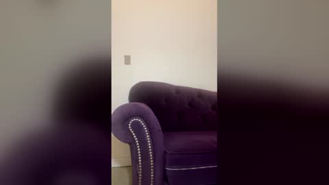 kingecstasyxxxddd online show from April 27, 2026, 5:05 am