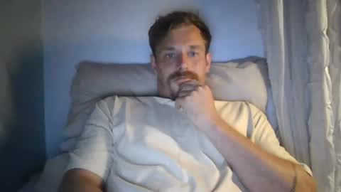 kingharold92 online show from July 22, 2026, 9:50 pm