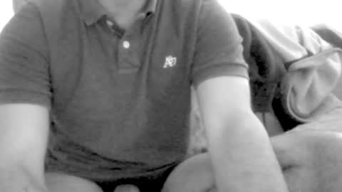 Snapshot of kingindisguise69 chatting on February 10, 2025, 3:35 am kingindisguise69 online show from February 10, 2025, 3:35 am