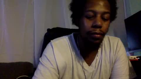 Snapshot of kinglibra420 chatting on December 9, 2024, 12:23 am loyal fuck online show from December 9, 2024, 12:23 am