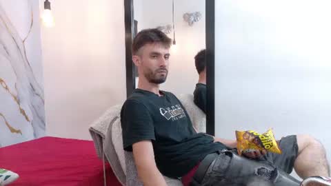 KING  online show from June 20, 2026, 5:43 am