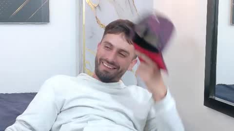 KING  online show from June 21, 2026, 2:58 am