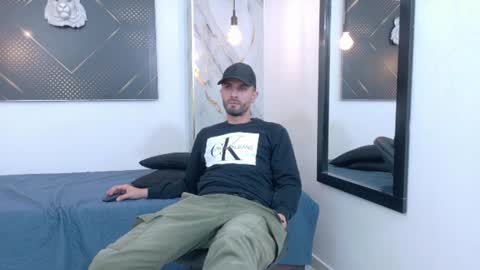 KING  online show from June 26, 2026, 3:00 am