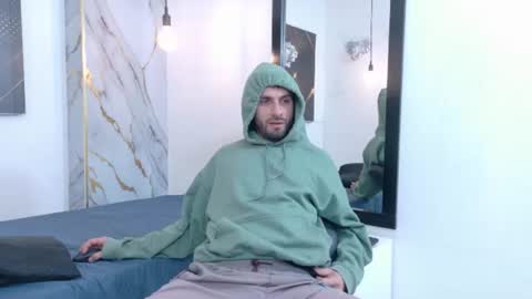 KING  online show from June 27, 2026, 3:00 am