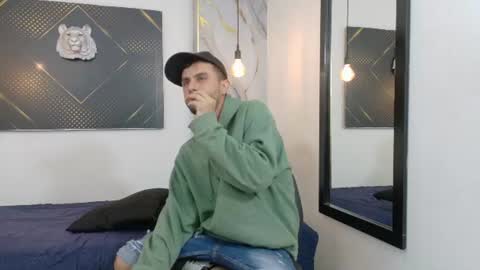 KING  online show from July 3, 2026, 3:24 am